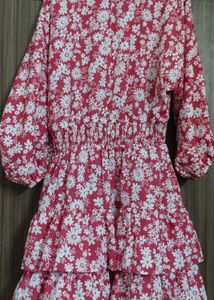 Charming Floral Print Mini Dress