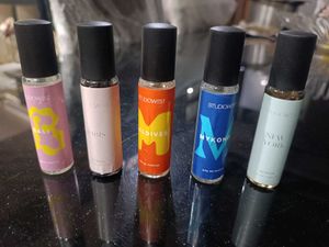 '5 varieties' Of   Perfume Bottles ✨✨