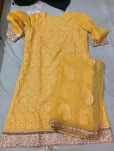 chicken kari kurti and dupatta