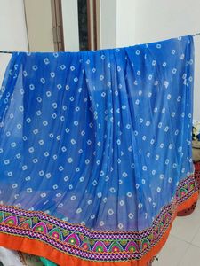 Floral Print &amp; bandhni ghagra