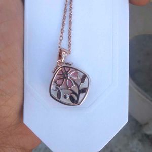 Aesthetic Anti transh Flower Necklace