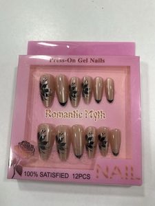 Romantic Myth Press-On Gel Nails