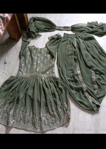 Green Aliya cut Kurta with tulip dupatta set