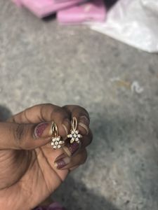 Sparkling Flower Stud Earrings