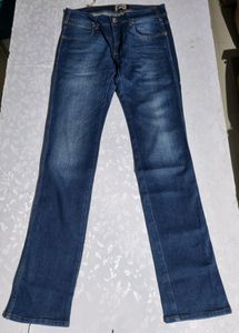 Trendy Men's Wrangler Jeans