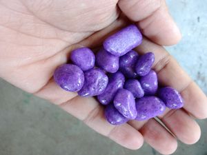 500g Purple Pebble