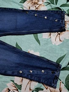 Stylish Blue Denim Jeans