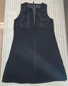 Chic Sleeveless Black Dress