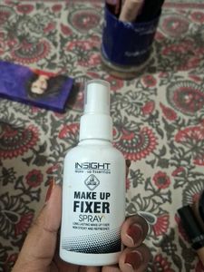 Insight Make Up Fixer Spray