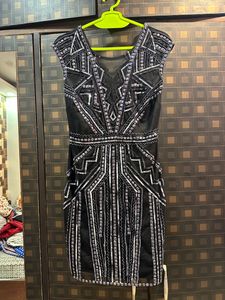 BOUTIQUE SEQUIN CAP SLEEVE SHIFT PARTY DRESS
