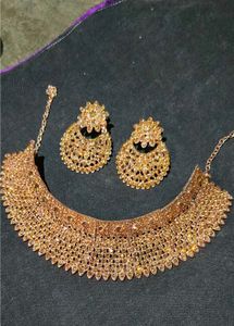 Elegant Gold Necklace Set for Festive & Wedding Lo