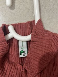 reduced price highNeck Tops Set of 2