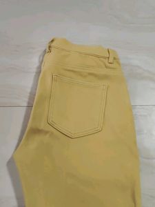 Yellow Classic Fit Trousers/Jeggings