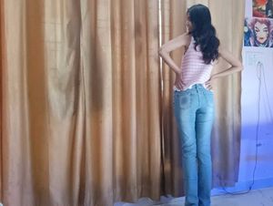 Brand New Straight Fit Jeans – Lowest Price!