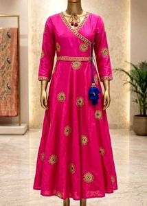 Women's Beautiful Pink Ethnic Gown