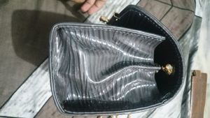 Trendy Sling Bag