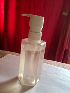 Cleansing oil