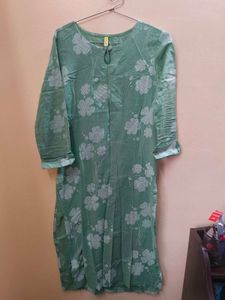 2 kurtas , purple and light green
