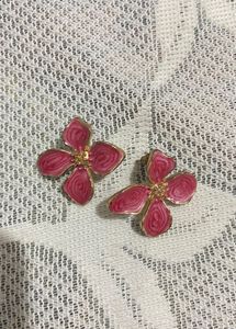 2 combo Charming Pink Flower Earrings
