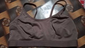 double layered soft breathable Sports bra