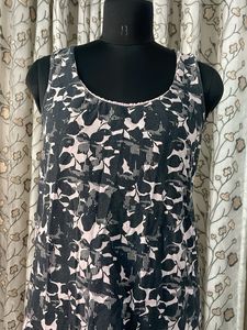 Stylish Floral Print Sleeveless Top