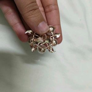 Elegant Pearl ring 💍