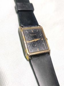 Black Strap Golden dial Watch in non working