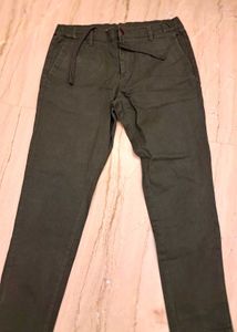 Stylish Men's Dark Green Chinos