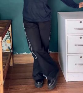 Black Trousers No coin