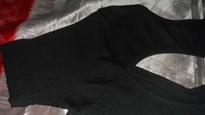 Sassafras Black sweetheart neck cut-out Top