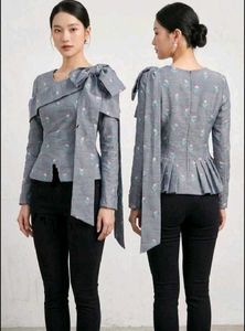 Chic Grey Floral Long Sleeve Top