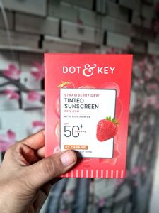 DOT & KEY Strawberry Dew Tinted Sunscreen