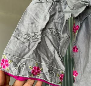 Embroidered Grey Kurti Set