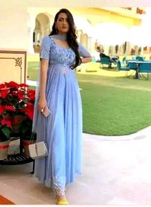 Embroidered outstanding kurti set for females....