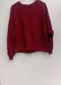 Maroon Clr Sweatshirt With Back Hole