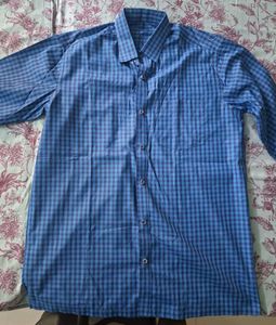 Men's Blue Plaid Button-Up Shirt