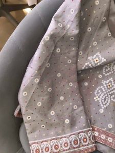 Elegant Grey Bandhani Print Lehenga