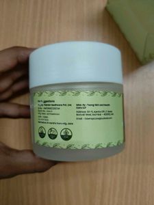 ESSENQO Face Scrub with Tea Tree &amp; AHA BHA