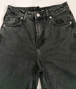 H&amp;M Washed Black Wide-Leg Jeans