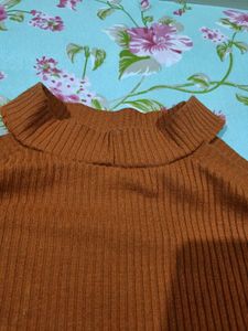 Ribbed Mock Neck Top