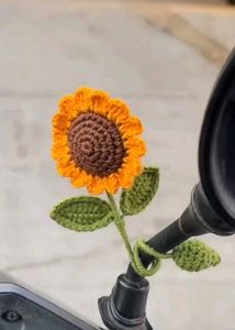 Crocheted Sunflower scooty charm 🌻