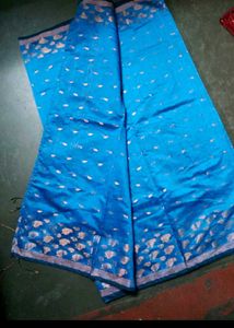 Beautiful Leaf Pattern Saree