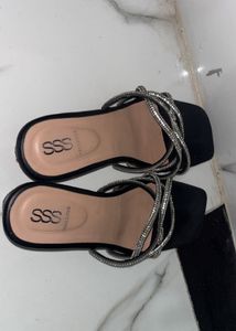 Sparkling Embellished Flat Sandals