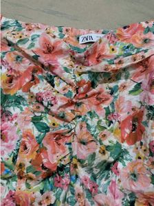 Floral Off-Shoulder Puff Sleeve Top