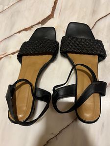 Stylish Black Woven Strap Sandals