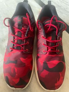 Nike Roshe Camo Sneakers