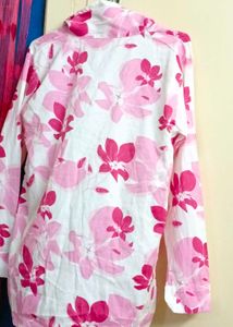 Floral Print Shirt 🩷🩷
