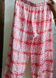 Elegant Pink Embroidered Kurta