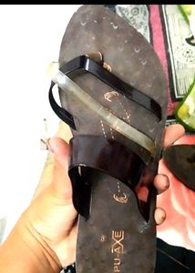 2 pairs PU-AXE Flip Flops