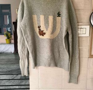 Very Beautiful N Comfortable Woolen Top